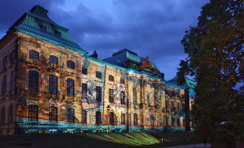 Japanisches Palais während des Palaissommers